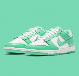 Wmns Dunk Low Green Glow
