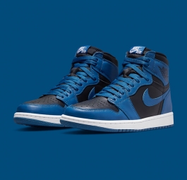 Nike Air Jordan 1 Retro High OG “Dark Marina Blue” 555088-404