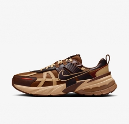 Nike V2K Run “Light British Tan Sesame” HQ3445-222