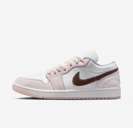 Nike Air Jordan 1 Low “Light Soft Pink” (w) IB8859-101
