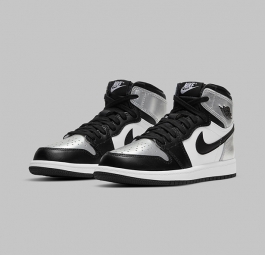 Wmns Air Jordan 1 Retro High OG Black Silver Toe 